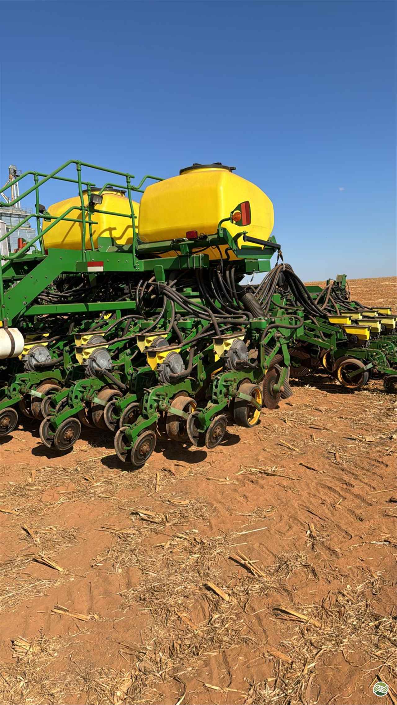 PLANTADEIRA JOHN DEERE PLANTADEIRAS DB27 Primavera Máquinas Usadas PRIMAVERA DO LESTE MATO GROSSO MT