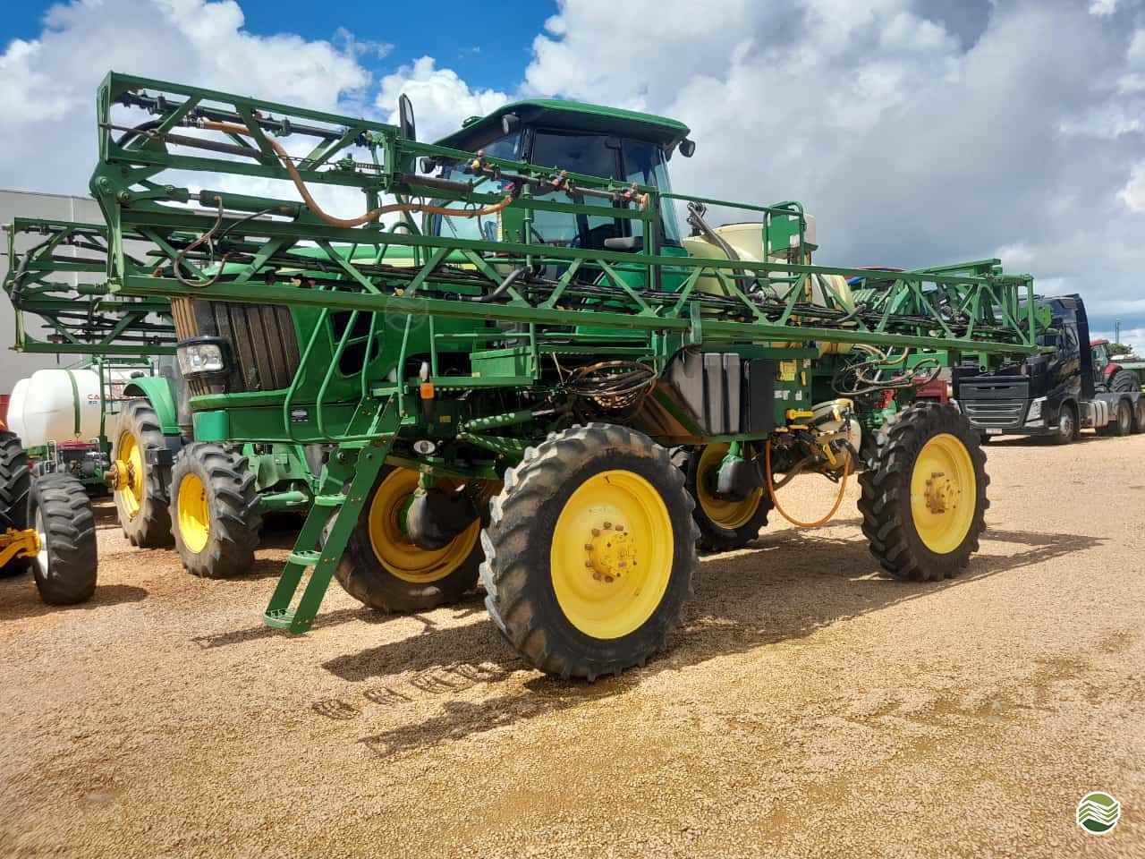 PULVERIZADOR JOHN DEERE JOHN DEERE 4630 Tração 4x4 Primavera Máquinas Usadas PRIMAVERA DO LESTE MATO GROSSO MT
