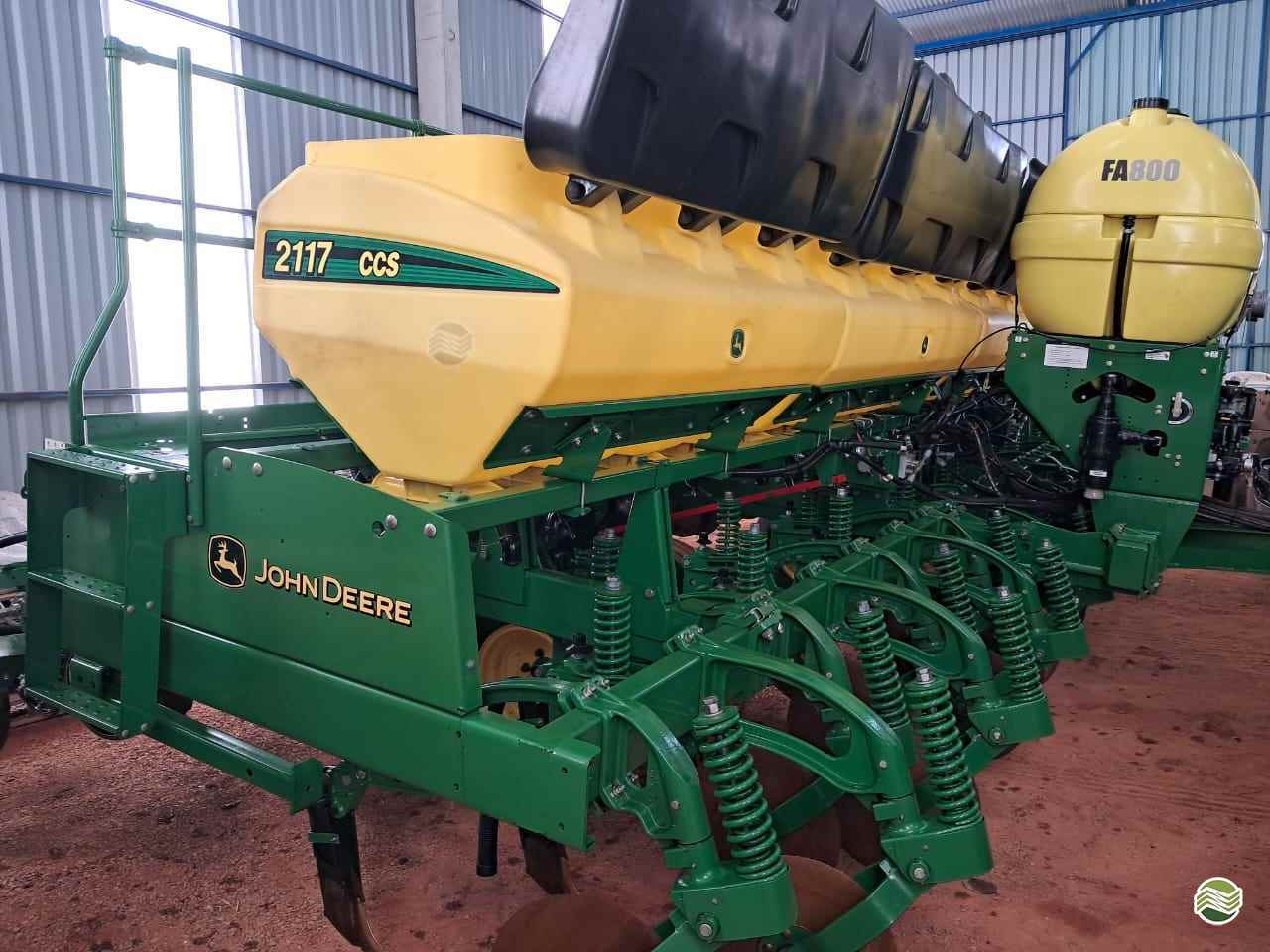 PLANTADEIRA JOHN DEERE PLANTADEIRAS 2117 Primavera Máquinas Usadas PRIMAVERA DO LESTE MATO GROSSO MT