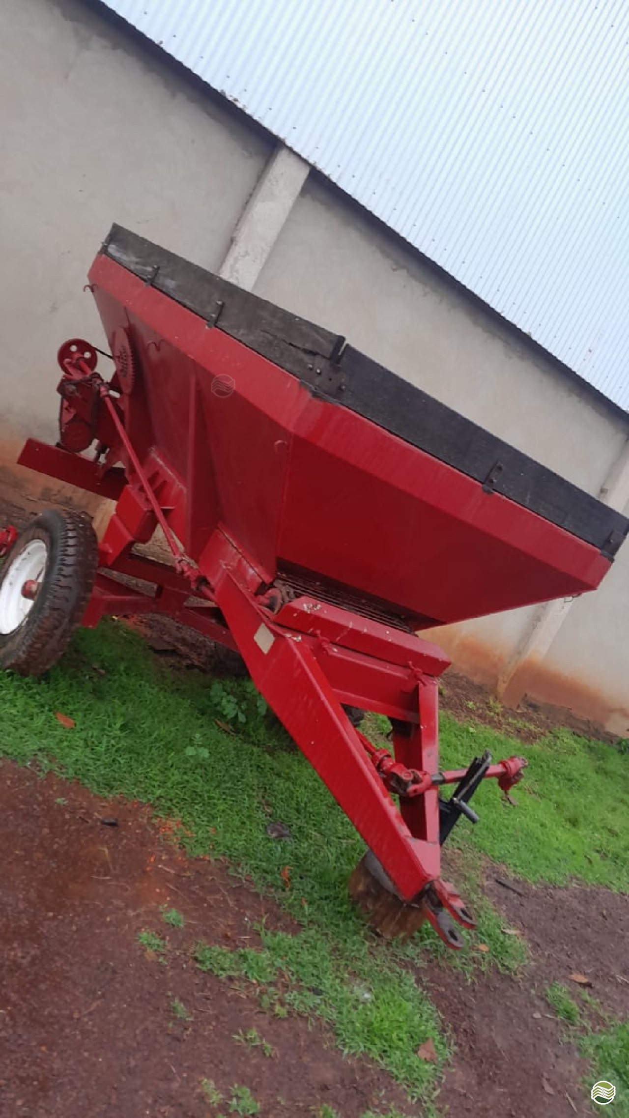 CALCÁRIO 7500 Kg de Primavera Máquinas Usadas