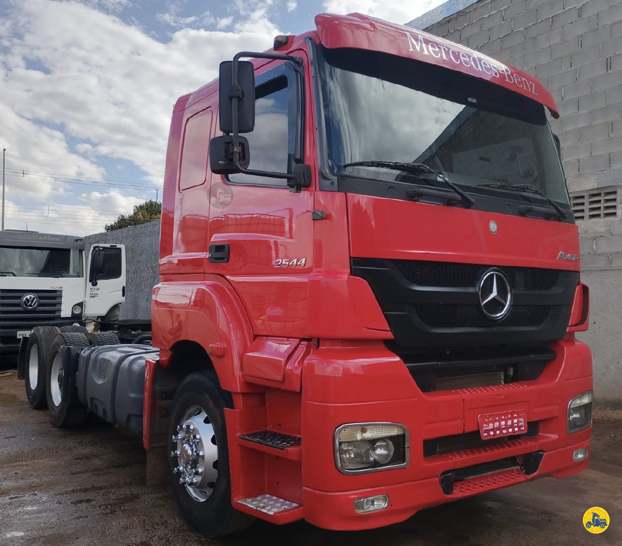 CAMINHAO MERCEDES-BENZ MB 2544 Cavalo Mecânico Cavalo 6x2 WF Caminhões BRASILIA DISTRITO FEDERAL DF
