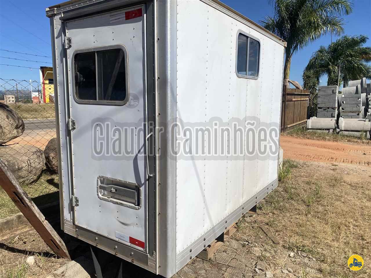 CARROCERIA SOBRE CHASSI  TOCO CABINE SUPLEMENTAR Claudir Caminhões ANDRADAS MINAS GERAIS MG