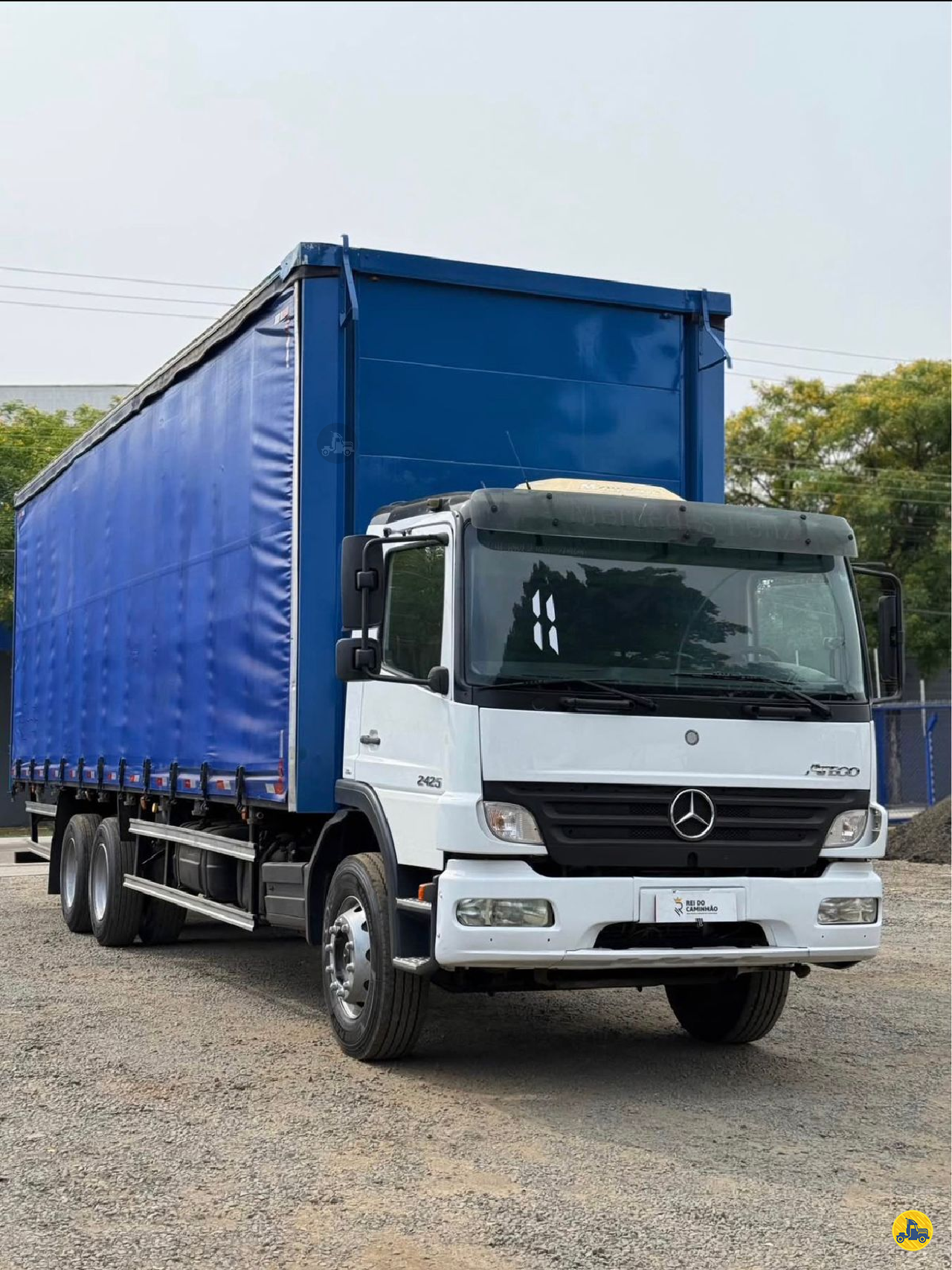 CAMINHAO MERCEDES-BENZ MB 2425 Baú Sider Truck 6x2 Rei do Caminhão SUMARE SÃO PAULO SP