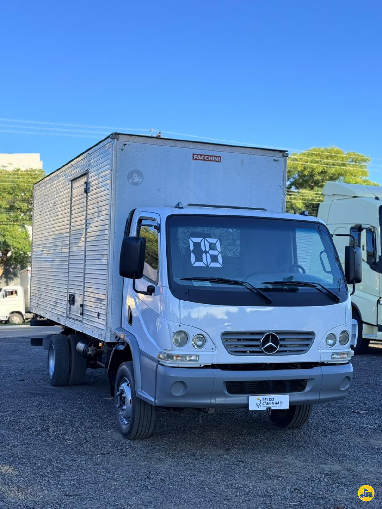 CAMINHAO MERCEDES-BENZ MB 915 Baú Furgão 3/4 4x2 Rei do Caminhão SUMARE SÃO PAULO SP