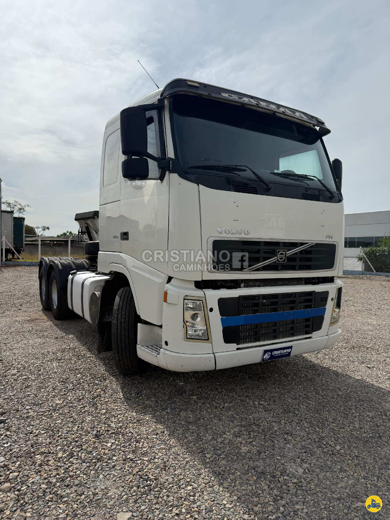 CAMINHAO VOLVO VOLVO FH 440 Cavalo Mecânico Cavalo 6x2 Cristiano Caminhões e Carretas SAO JOSE DO RIO PARDO SÃO PAULO SP