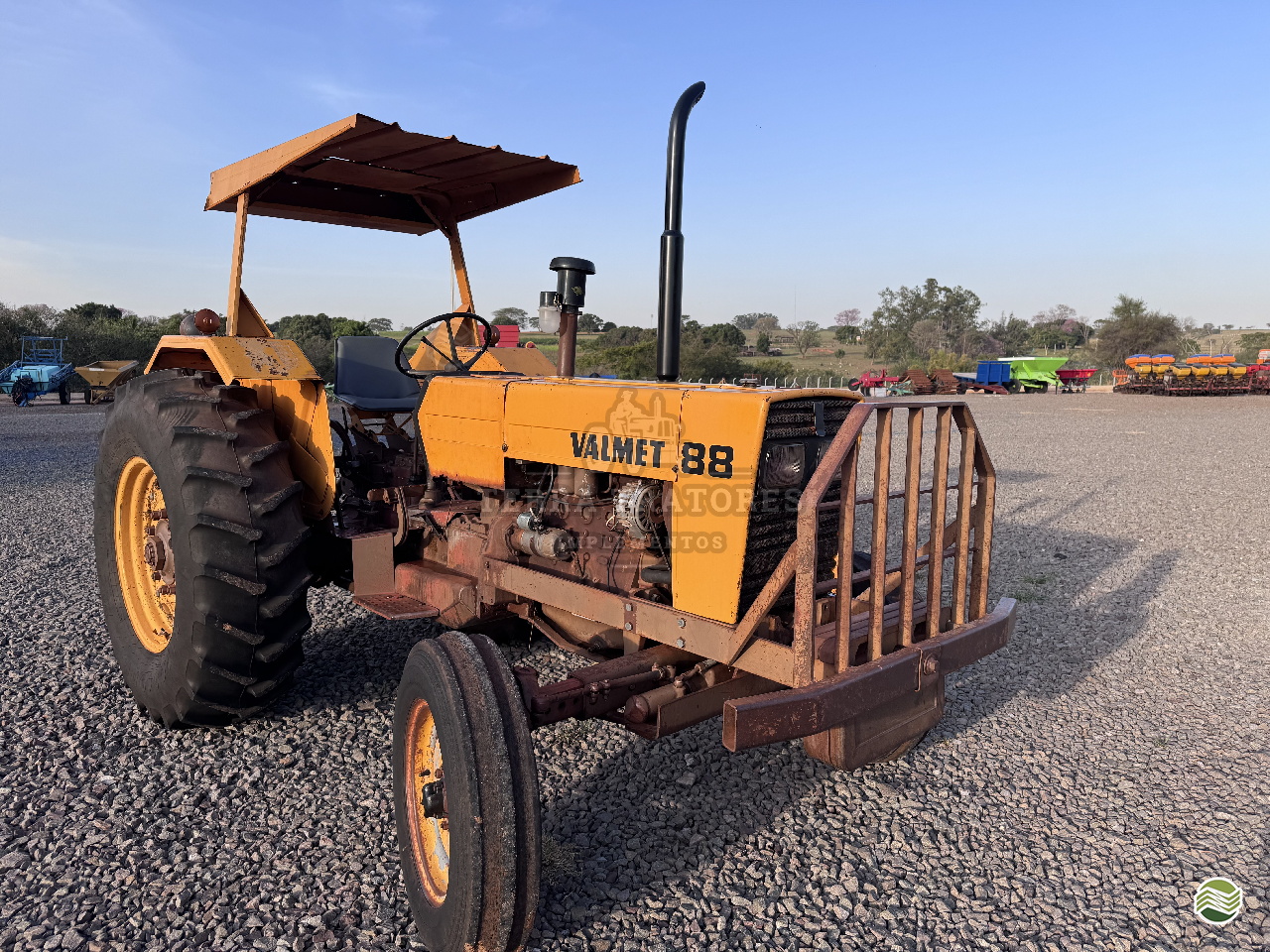 TRATOR VALMET VALMET 88 Tração 4x2 Terra Tratores Implementos ESTRELA DO NORTE SÃO PAULO SP