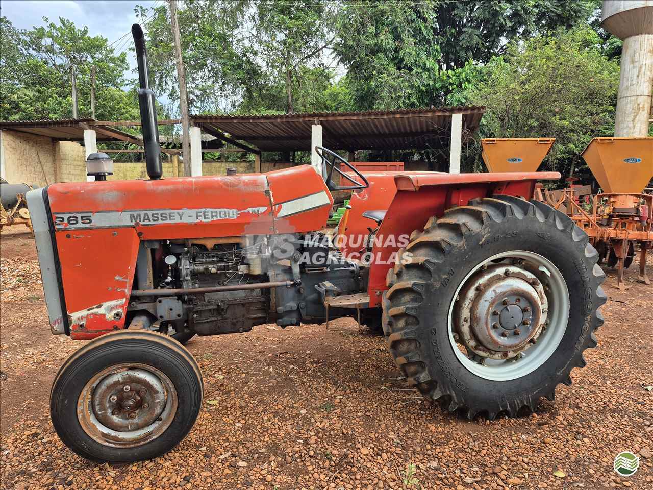 TRATOR MASSEY FERGUSON MF 265 Tração 4x2 WS Máquinas Agrícolas SERTAOZINHO SÃO PAULO SP