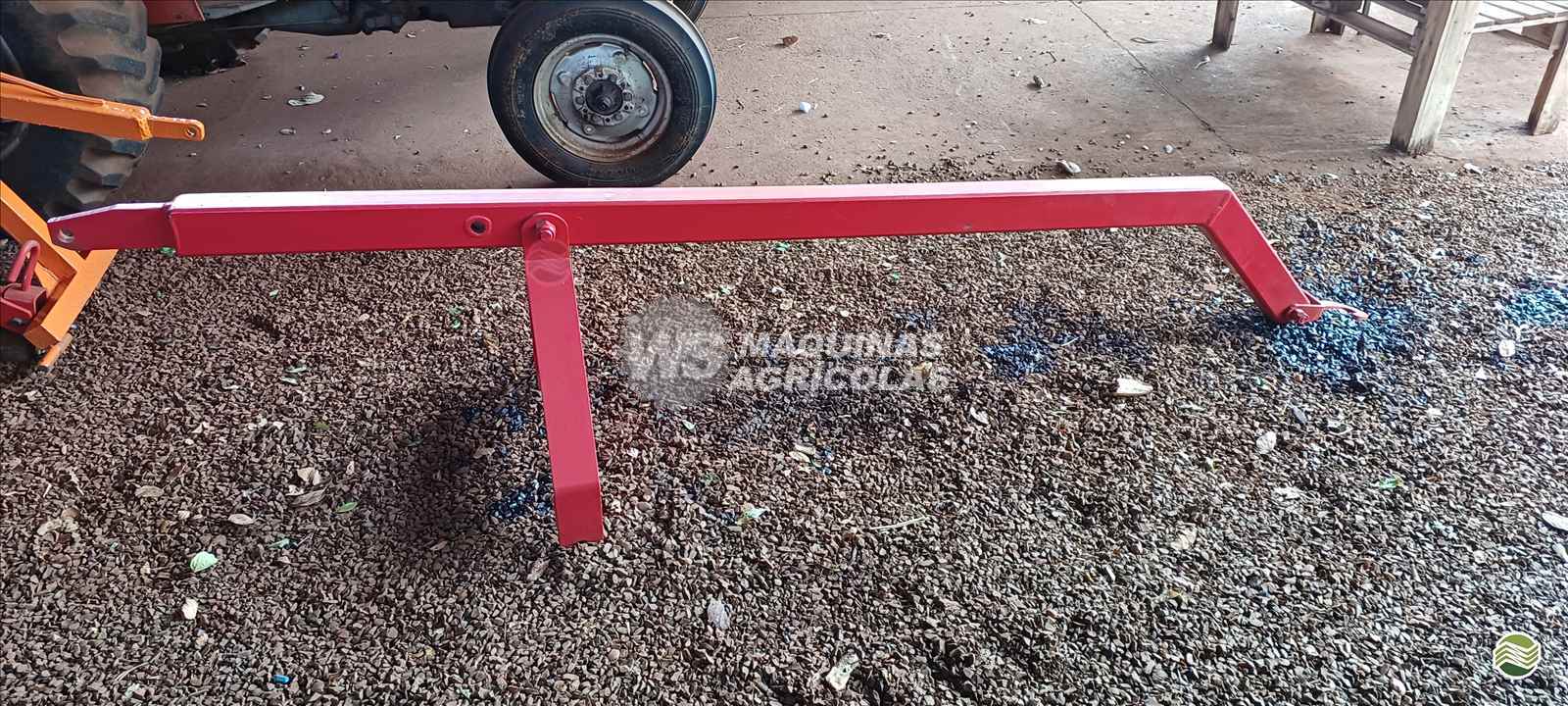 IMPLEMENTOS AGRICOLAS GUINCHO GUINCHO 1000 Kg WS Máquinas Agrícolas SERTAOZINHO SÃO PAULO SP