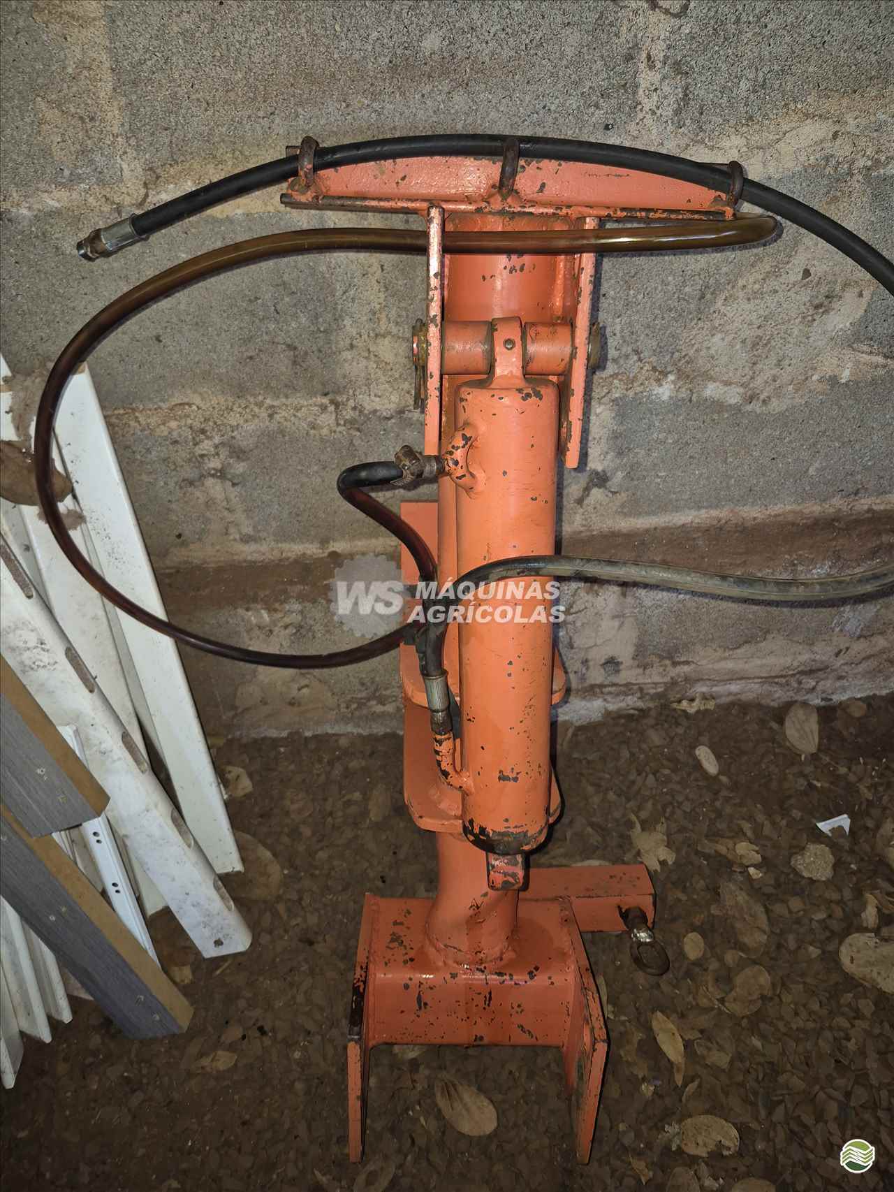 PULVERIZADOR JACTO CORAL Acoplado Hidráulico WS Máquinas Agrícolas SERTAOZINHO SÃO PAULO SP