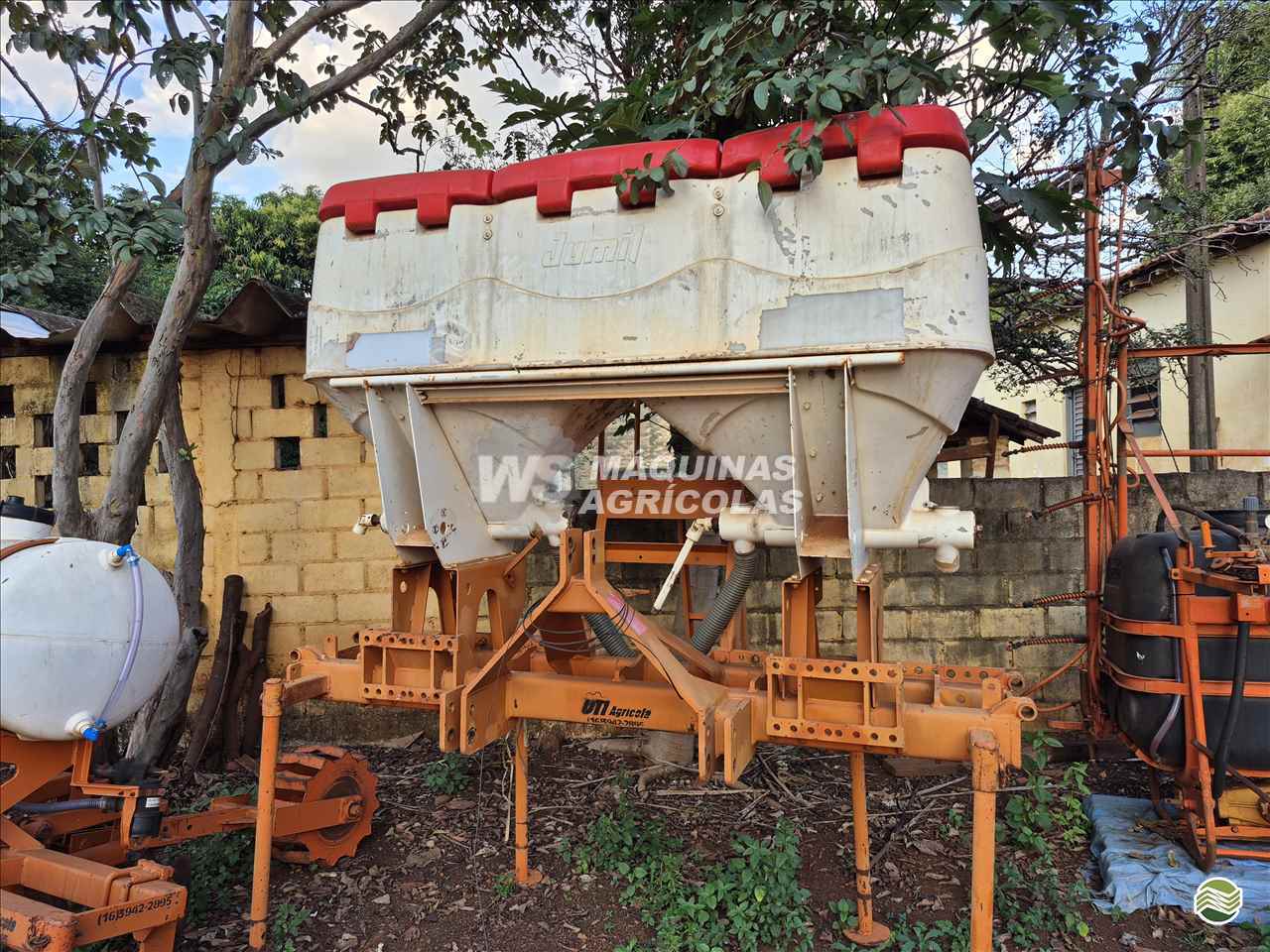 IMPLEMENTOS AGRICOLAS CULTIVADOR 2 LINHAS WS Máquinas Agrícolas SERTAOZINHO SÃO PAULO SP