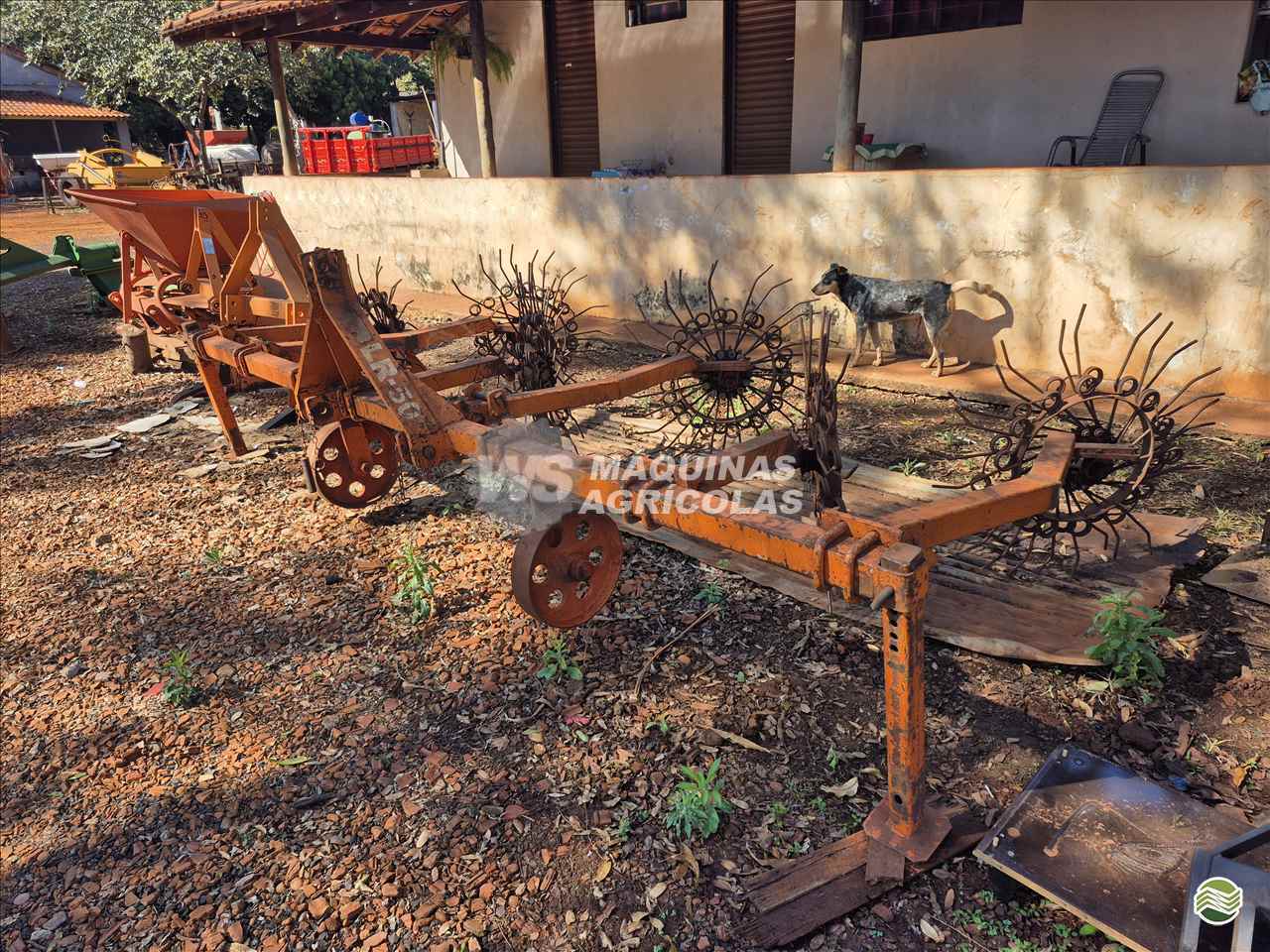 IMPLEMENTOS AGRICOLAS DESENLEIRADOR DESENLEIRADOR DE PALHA CANA WS Máquinas Agrícolas SERTAOZINHO SÃO PAULO SP
