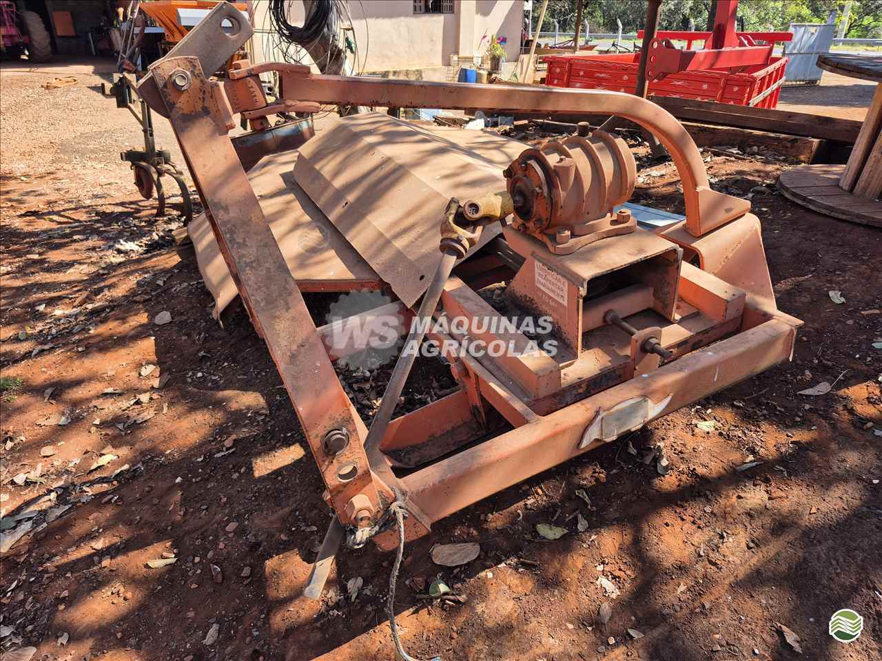 IMPLEMENTOS AGRICOLAS ROCADEIRA ROCADEIRA LATERAL WS Máquinas Agrícolas SERTAOZINHO SÃO PAULO SP