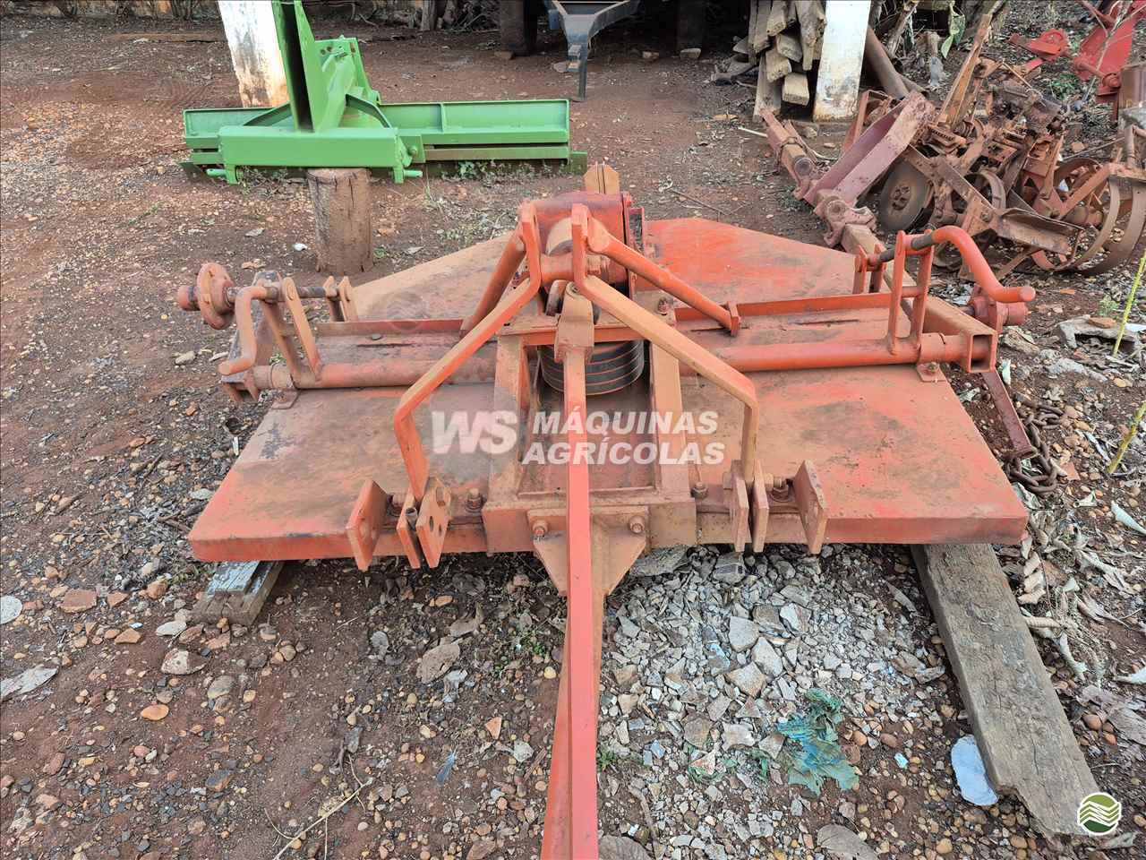 IMPLEMENTOS AGRICOLAS ROCADEIRA ROCADEIRA HIDRÁULICA WS Máquinas Agrícolas SERTAOZINHO SÃO PAULO SP