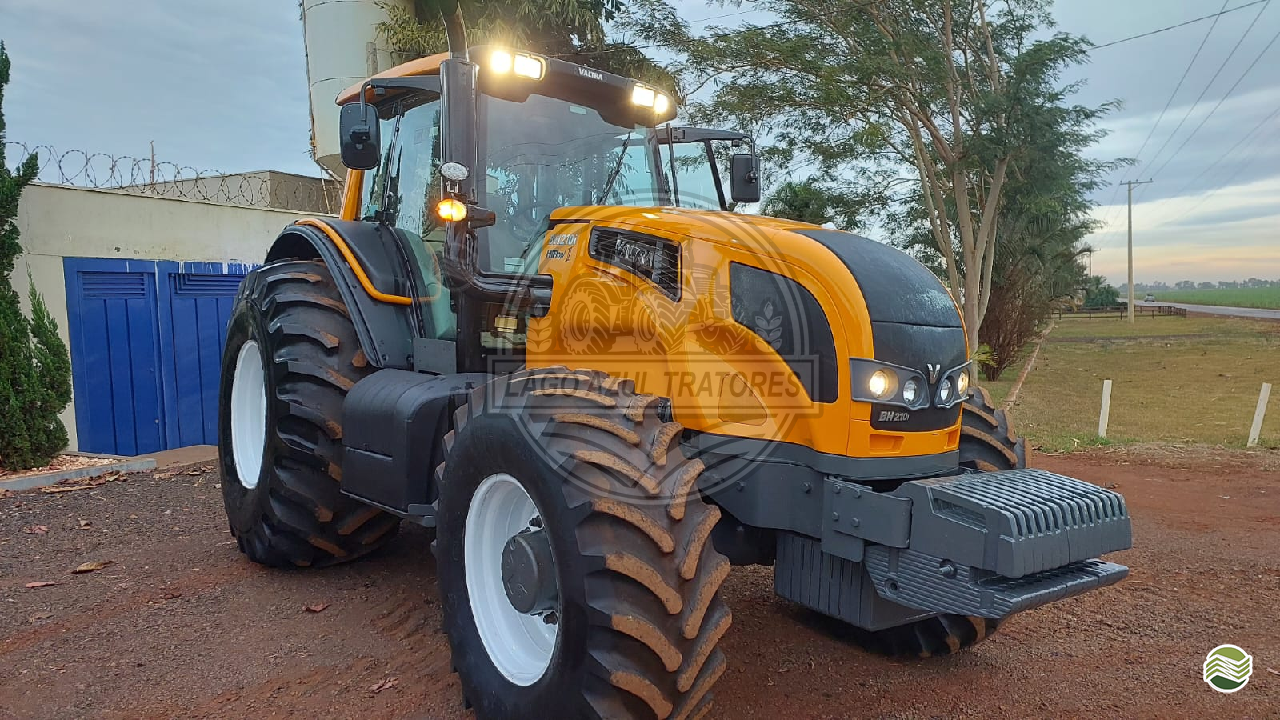 TRATOR VALTRA VALTRA BH 210 Tração 4x4 Lago Azul Tratores MORRO AGUDO SÃO PAULO SP