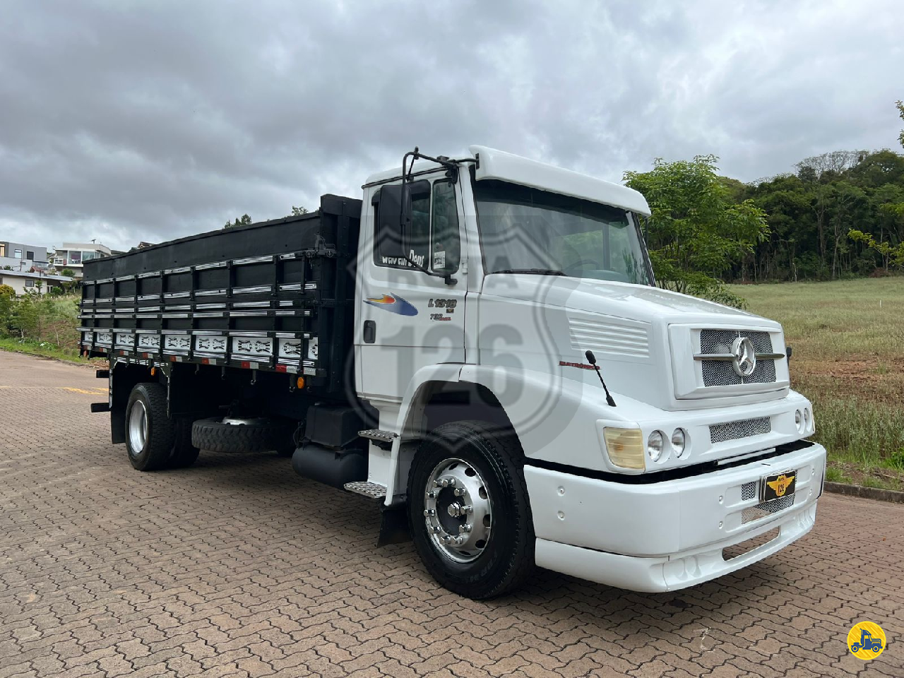 CAMINHAO MERCEDES-BENZ MB 1318 Graneleiro Toco 4x2 Rota 126 Caminhões SANANDUVA RIO GRANDE DO SUL RS