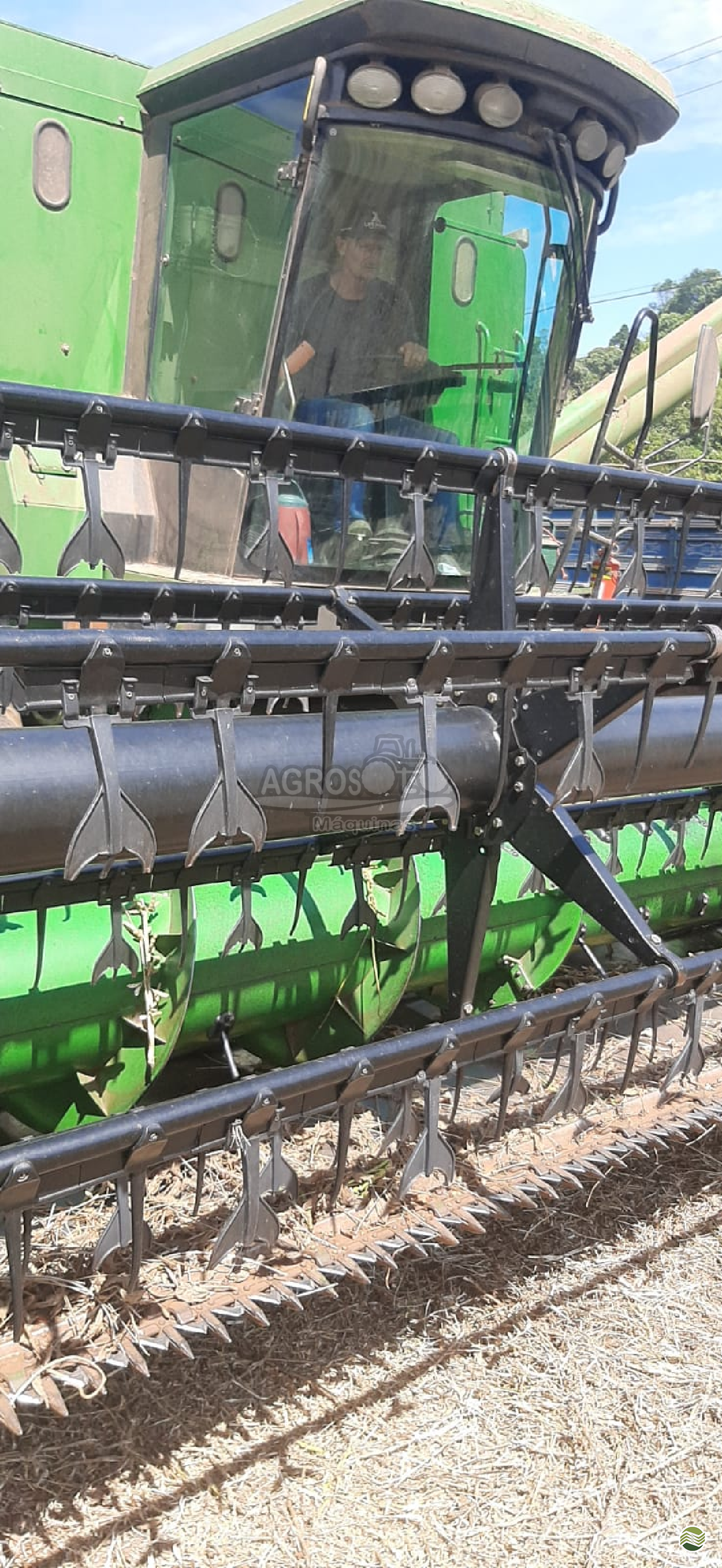COLHEITADEIRA JOHN DEERE JOHN DEERE 1175 Agrosolo Máquinas CHOPINZINHO PARANÁ PR