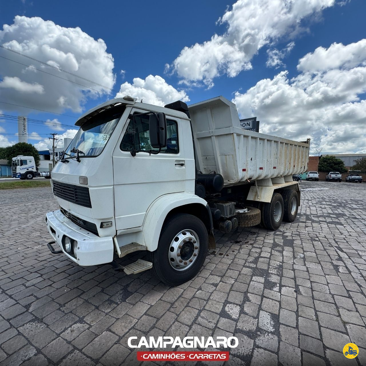 CAMINHAO VOLKSWAGEN VW 35300 Caçamba Basculante Truck 6x2 Campagnaro Caminhões VACARIA RIO GRANDE DO SUL RS