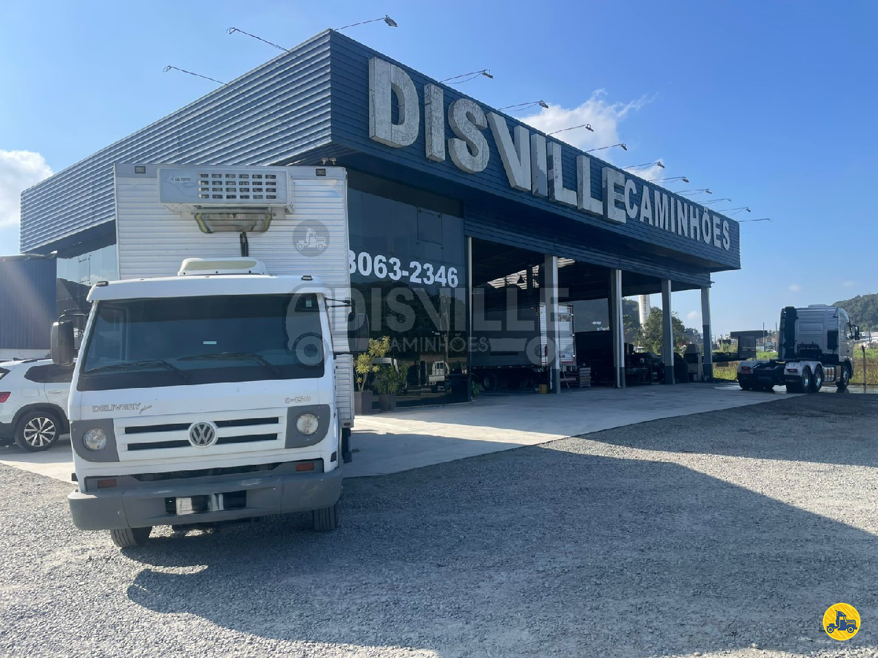 CAMINHAO VOLKSWAGEN VW 8150 Baú Térmico 3/4 4x2 Disville Caminhões ARAQUARI SANTA CATARINA SC