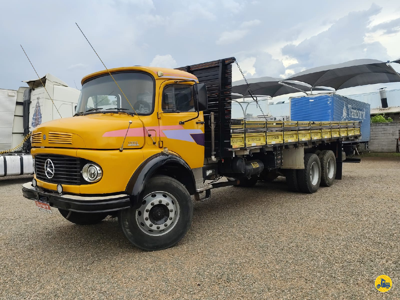 CAMINHAO MERCEDES-BENZ MB 1513 Carga Seca Truck 6x2 Sumaré Caminhões SUMARE SÃO PAULO SP