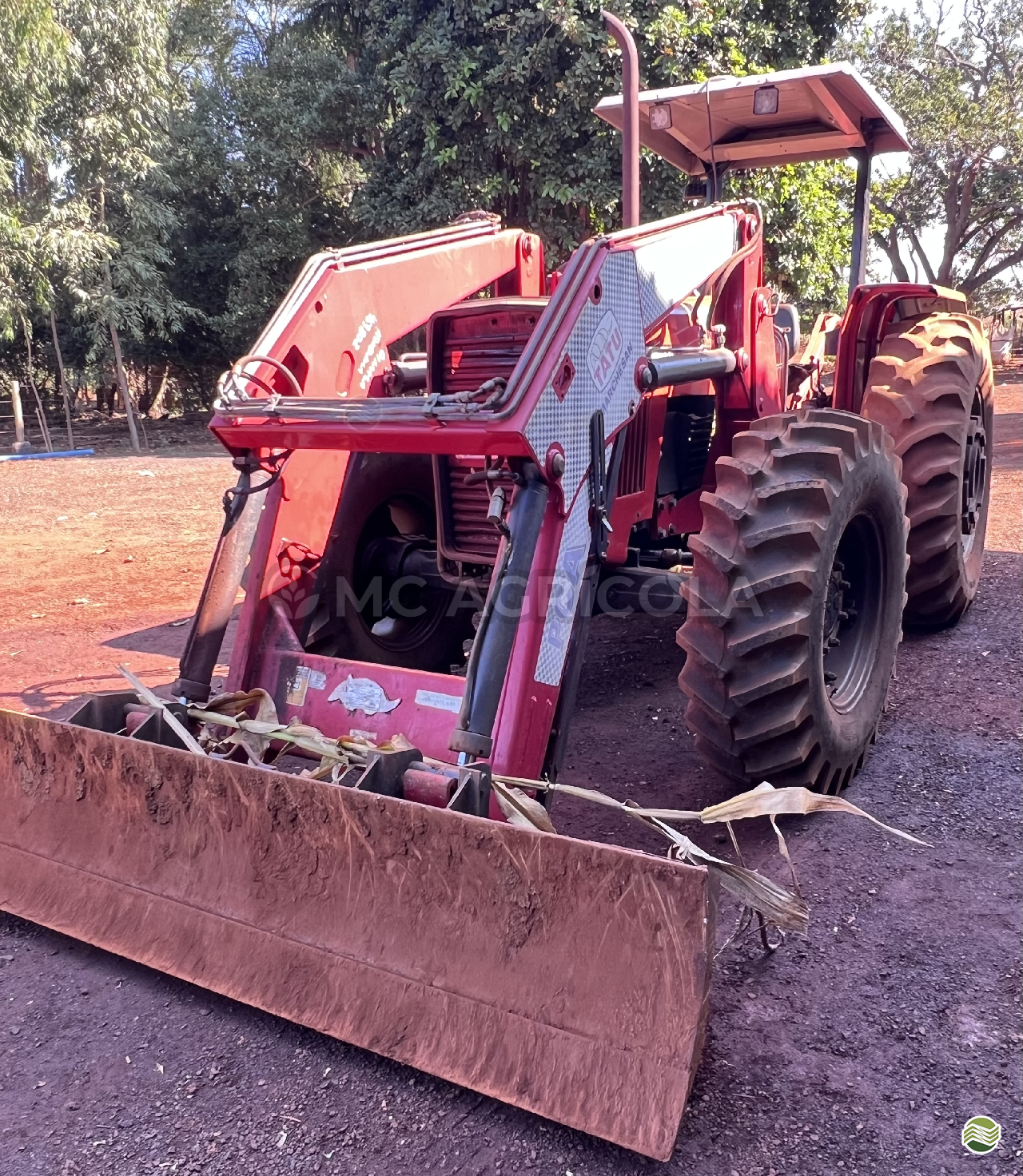 TRATOR MASSEY FERGUSON MF 292 Tração 4x4 MC Agrícola ITUMBIARA GOIAS GO