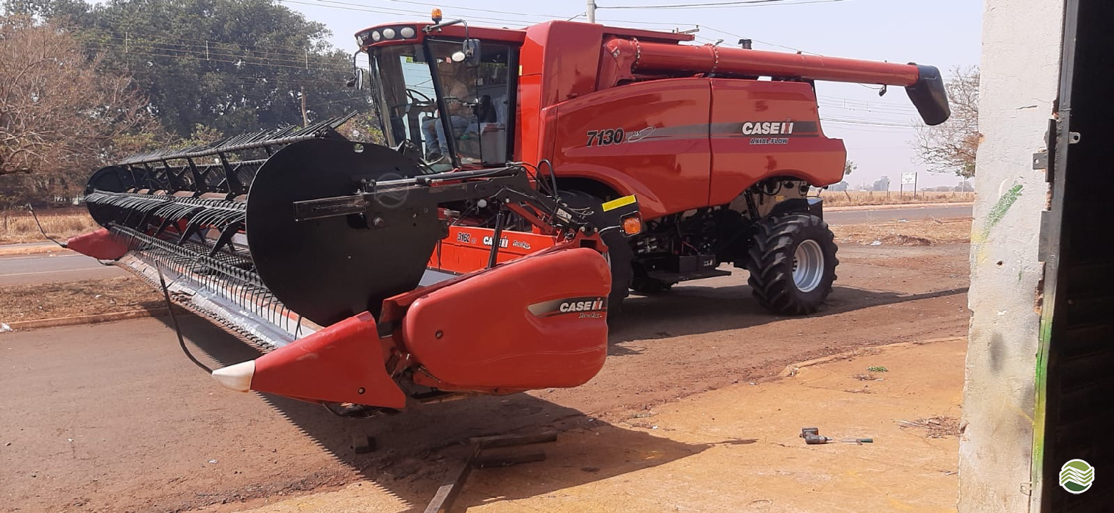 COLHEITADEIRA CASE CASE 7130 MC Agrícola ITUMBIARA GOIAS GO