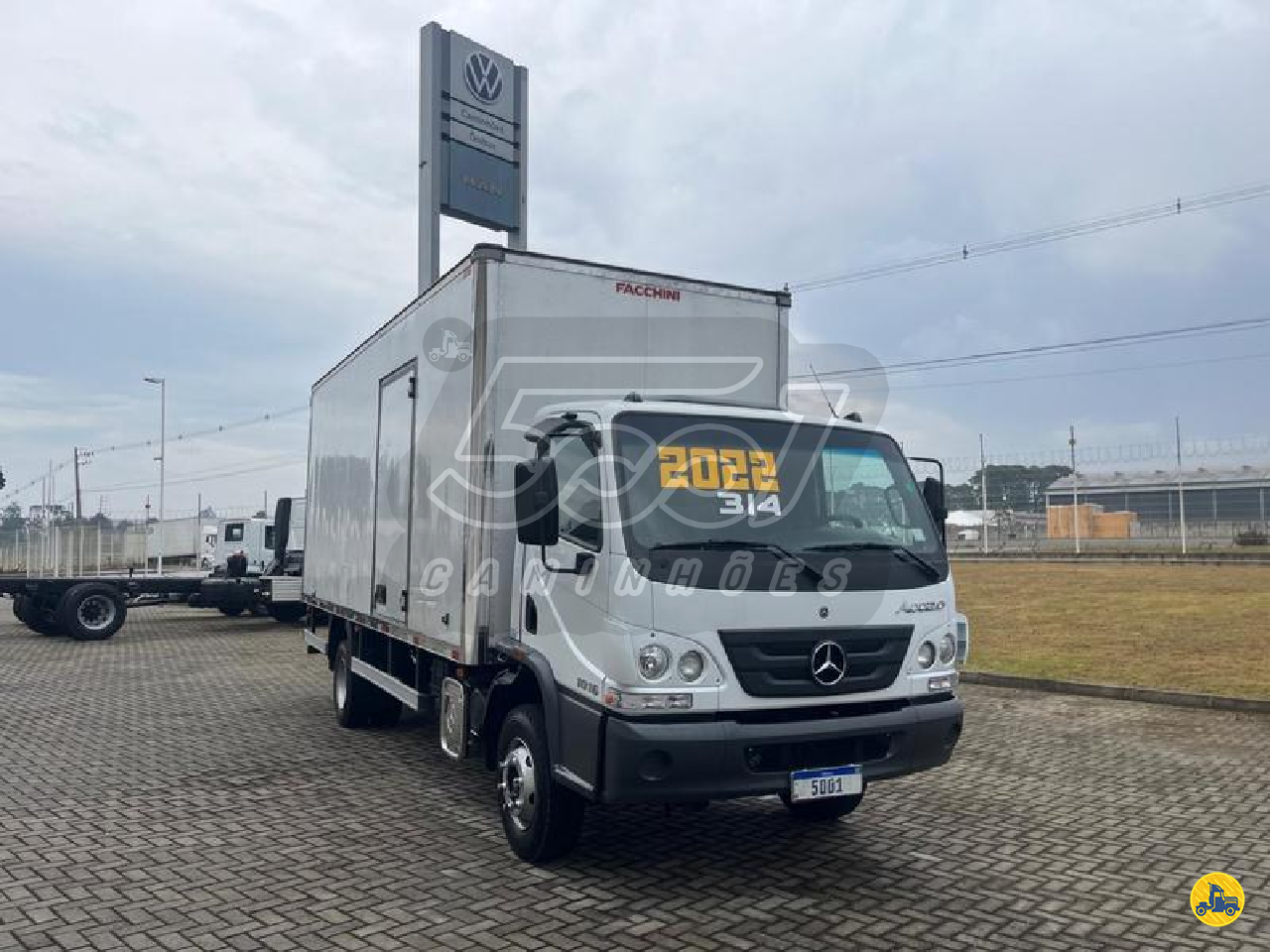 CAMINHAO MERCEDES-BENZ MB 1016 Baú Furgão 3/4 4x2 5001 Caminhões - Curitiba CURITIBA PARANÁ PR
