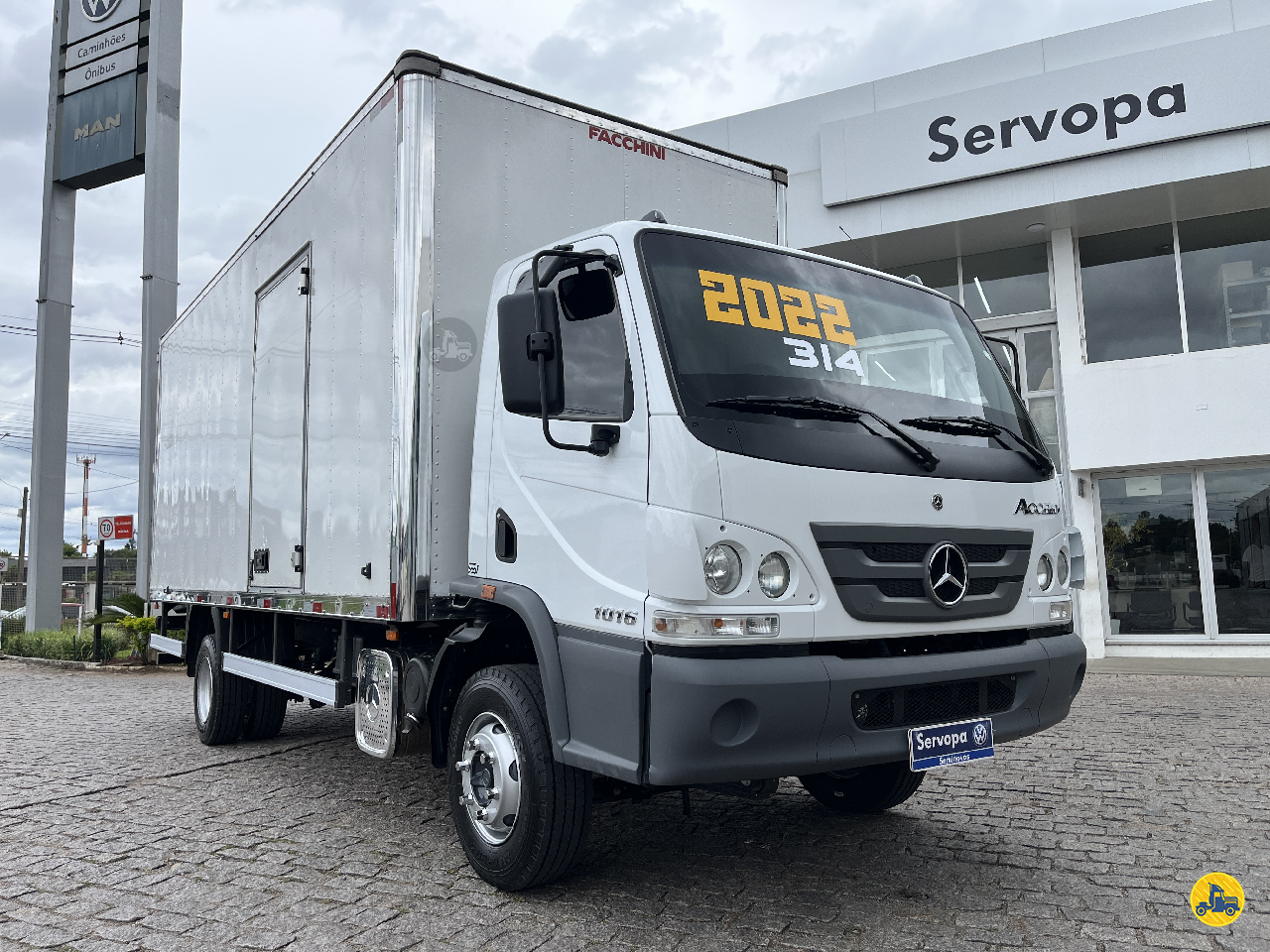 CAMINHAO MERCEDES-BENZ MB 1016 Baú Furgão 3/4 4x2 5001 Caminhões - Curitiba CURITIBA PARANÁ PR