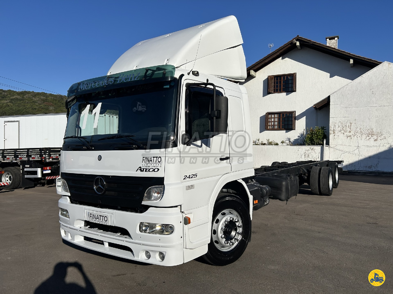 CAMINHAO MERCEDES-BENZ MB 2425 Chassis Truck 6x2 Finatto Caminhões GARIBALDI RIO GRANDE DO SUL RS