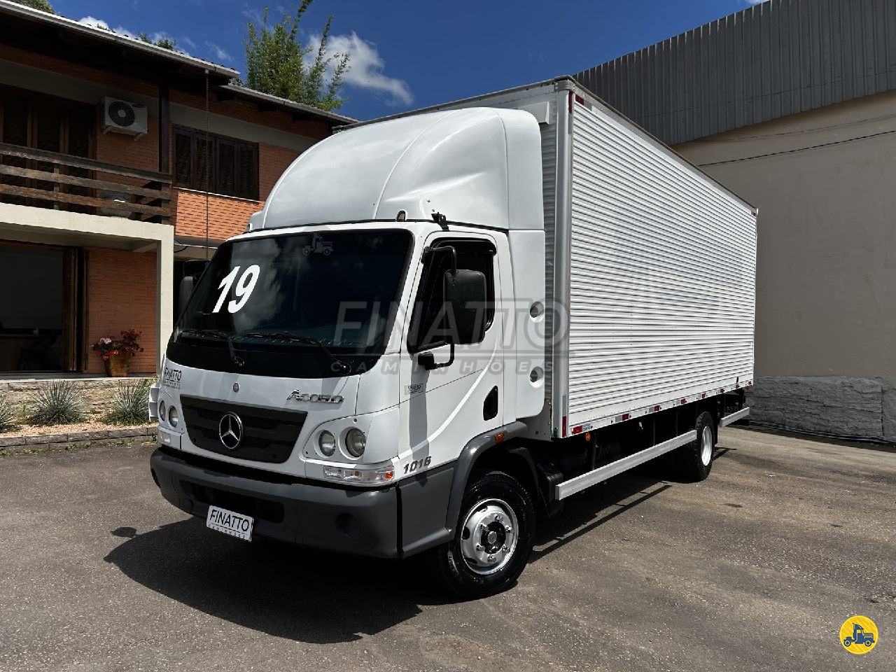 CAMINHAO MERCEDES-BENZ MB 1016 Baú Furgão 3/4 4x2 Finatto Caminhões GARIBALDI RIO GRANDE DO SUL RS