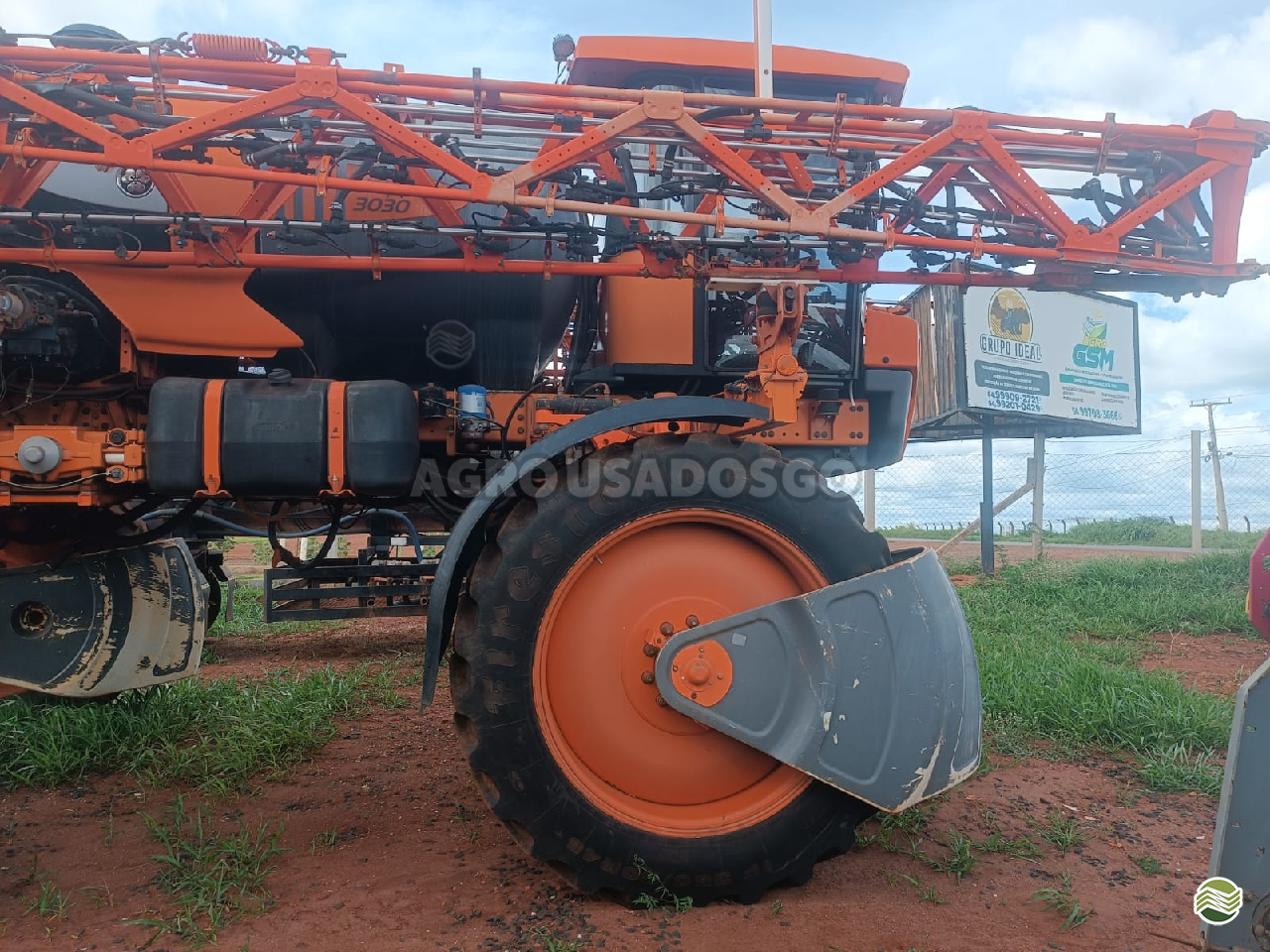 PULVERIZADOR JACTO UNIPORT 3030 Tração 4x4 Agro Usados Goiás RIO VERDE GOIAS GO