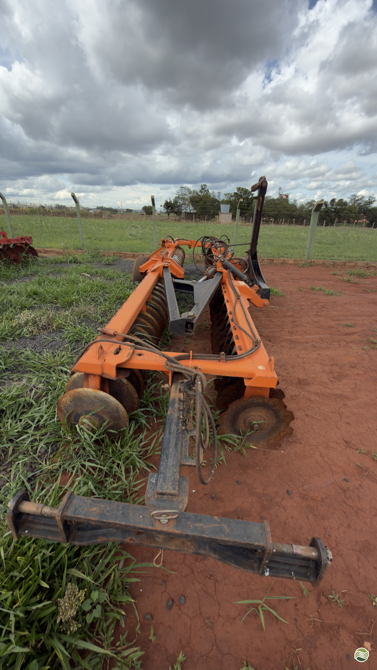 IMPLEMENTOS AGRICOLAS GRADE NIVELADORA NIVELADORA 72 DISCOS Agro Usados Goiás RIO VERDE GOIAS GO