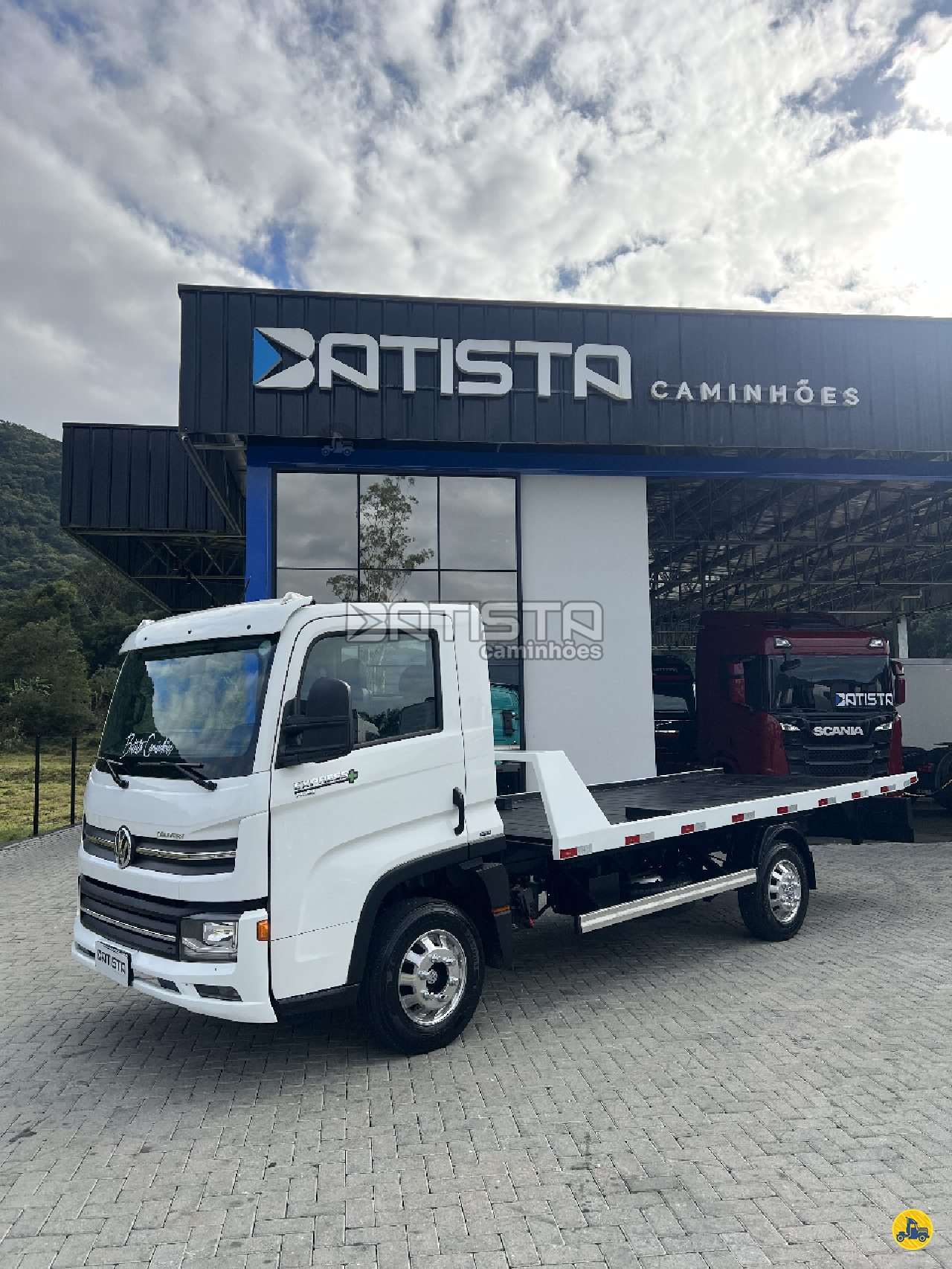 CAMINHAO VOLKSWAGEN DELIVERY EXPRESS Plataforma Guincho 3/4 4x2 Batista Caminhões PALHOCA SANTA CATARINA SC