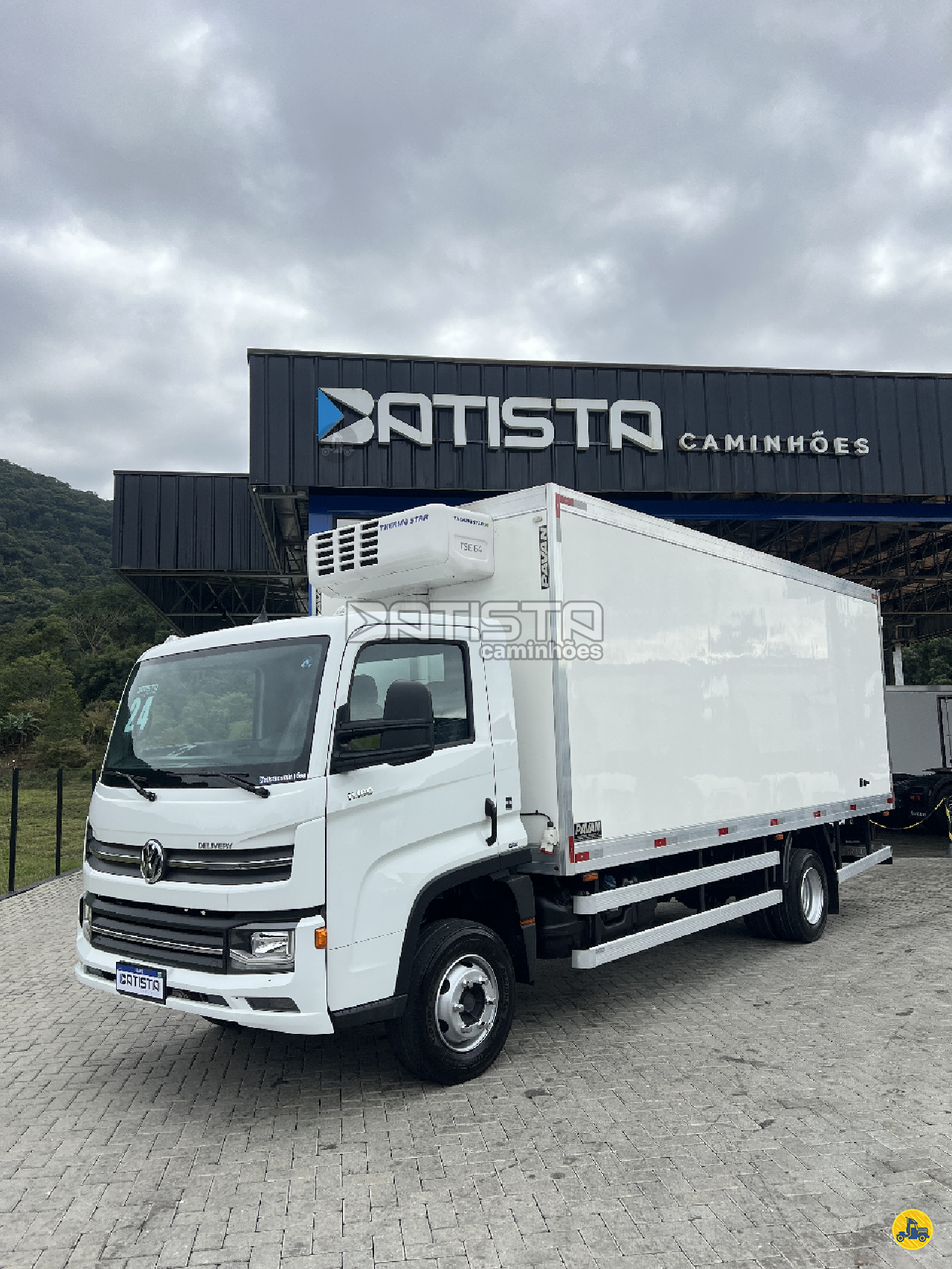CAMINHAO VOLKSWAGEN VW 11180 Baú Frigorífico 3/4 4x2 Batista Caminhões PALHOCA SANTA CATARINA SC