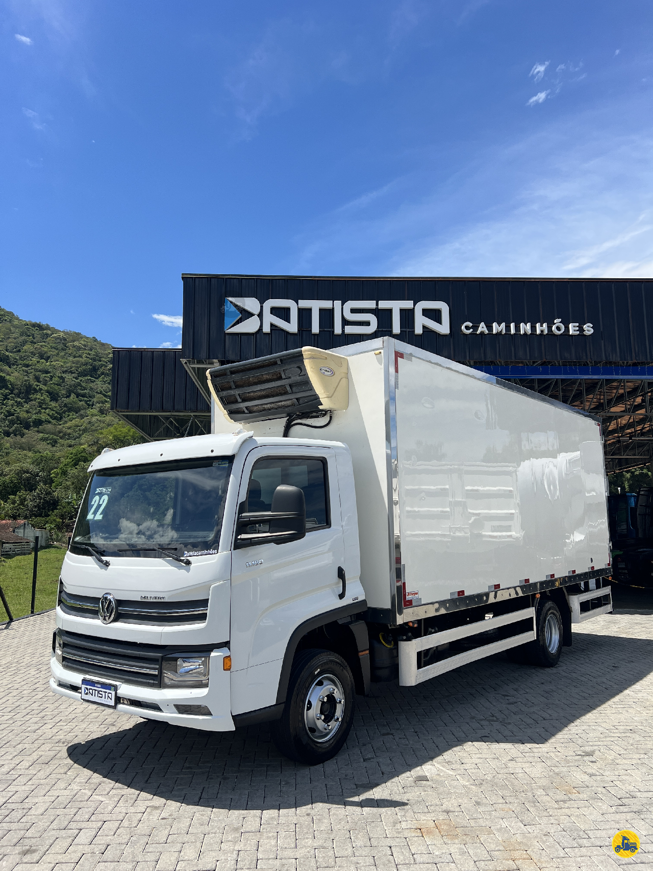 CAMINHAO VOLKSWAGEN VW 11180 Baú Frigorífico 3/4 4x2 Batista Caminhões PALHOCA SANTA CATARINA SC