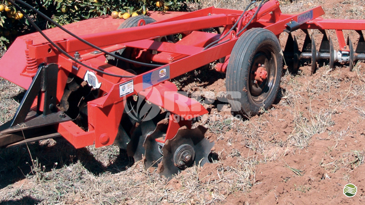 IMPLEMENTOS AGRICOLAS GRADE NIVELADORA GRADE HIDRÁULICA RPS Agronegócios CARAMBEI PARANÁ PR