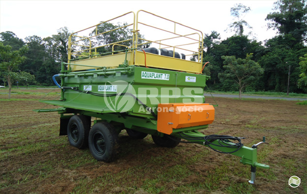IMPLEMENTOS AGRICOLAS TANQUE ESTACIONÁRIO TANQUE RPS Agronegócios CARAMBEI PARANÁ PR