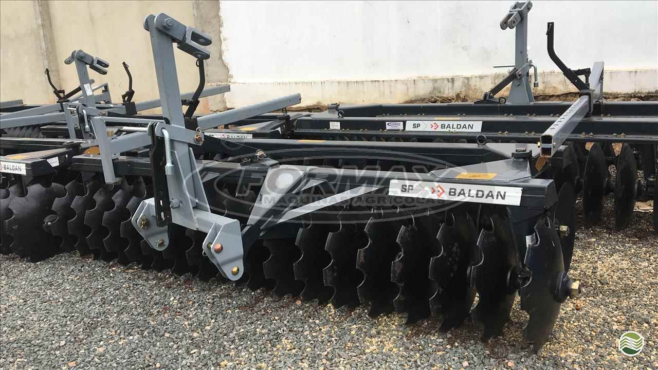IMPLEMENTOS AGRICOLAS GRADE NIVELADORA NIVELADORA 36 DISCOS Formax Máquinas Agrícolas PALMEIRA PARANÁ PR