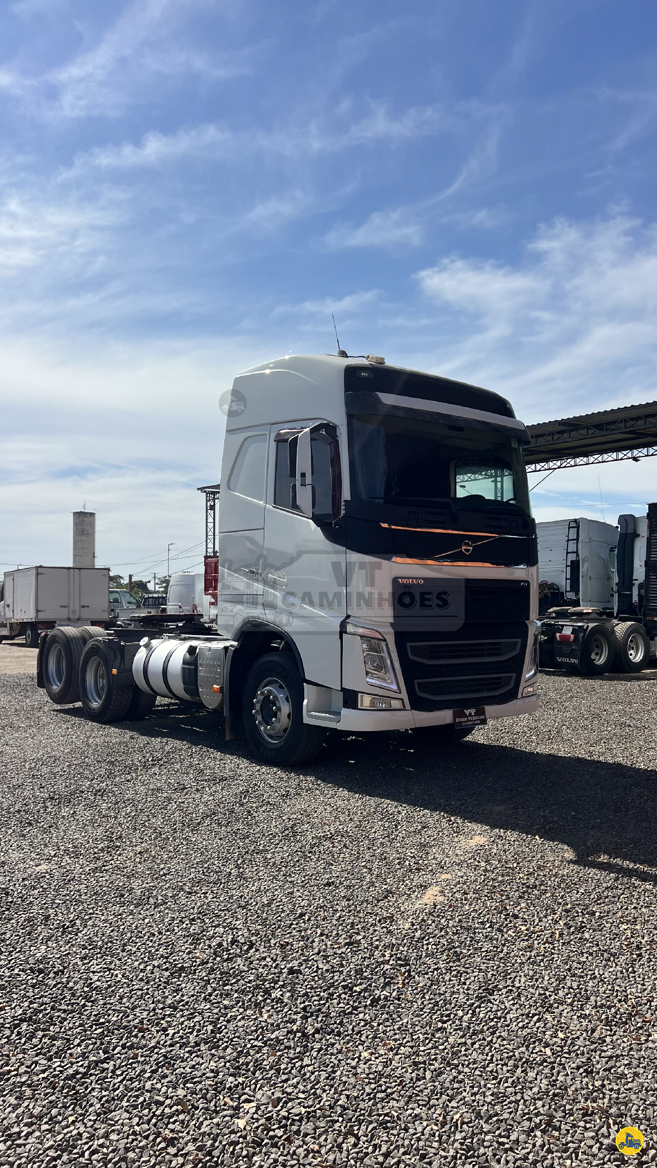 CAMINHAO VOLVO VOLVO FH 460 Cavalo Mecânico Cavalo 6x2 VT Caminhões e Carretas PARAPUA SÃO PAULO SP