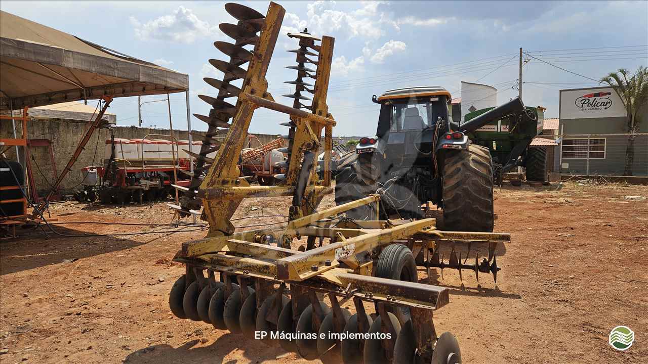 IMPLEMENTOS AGRICOLAS GRADE NIVELADORA NIVELADORA 52 DISCOS EP Máquinas e Implementos Agrícolas CRISTALINA GOIAS GO