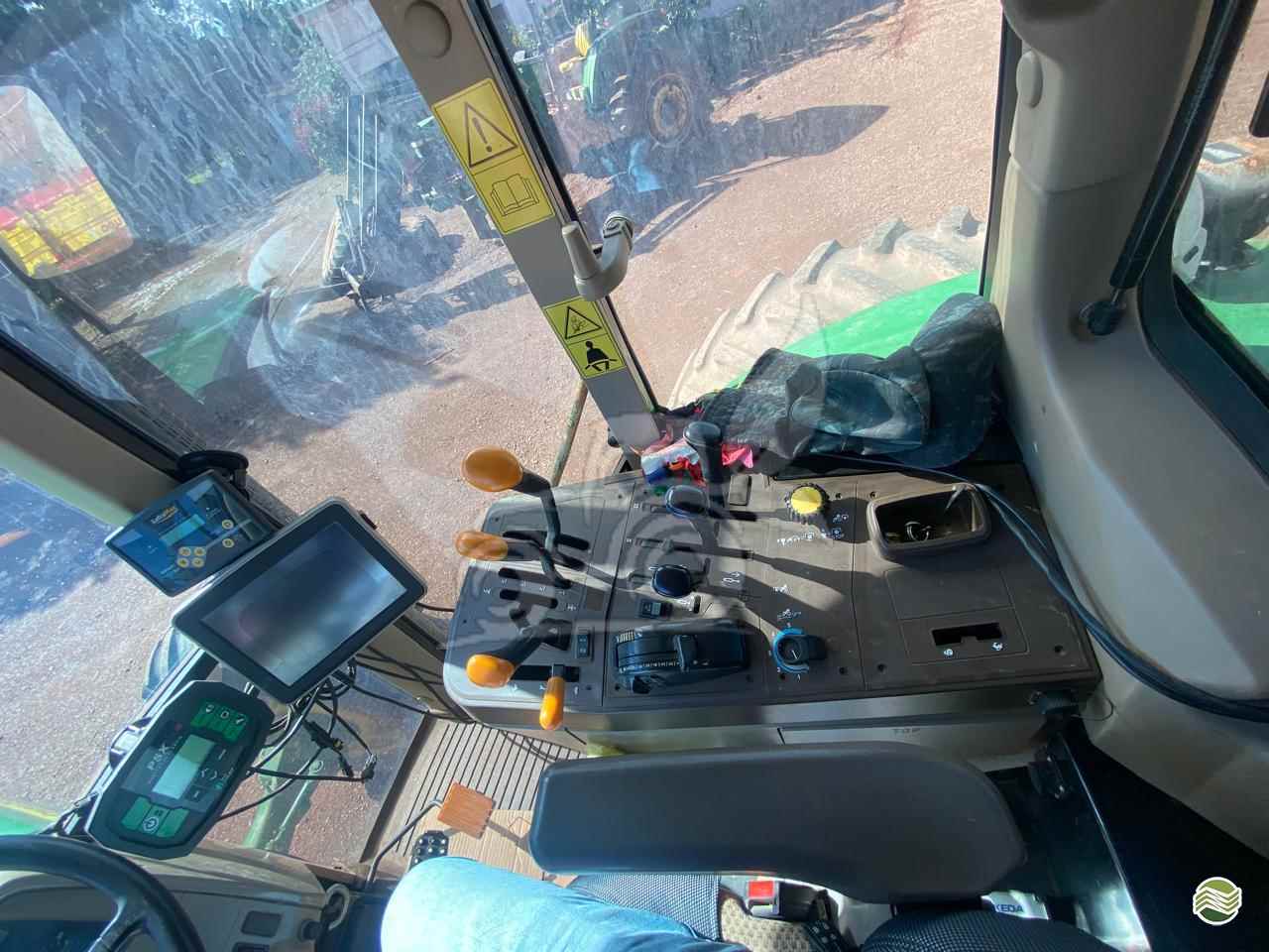 TRATOR JOHN DEERE JOHN DEERE 6205J Tração 4x4 EP Máquinas e Implementos Agrícolas CRISTALINA GOIAS GO