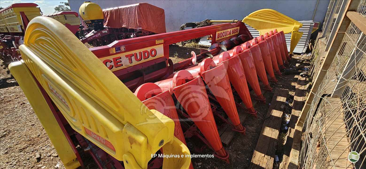 PLATAFORMA COLHEITADEIRA VENCE TUDO VENCE TUDO EP Máquinas e Implementos Agrícolas CRISTALINA GOIAS GO