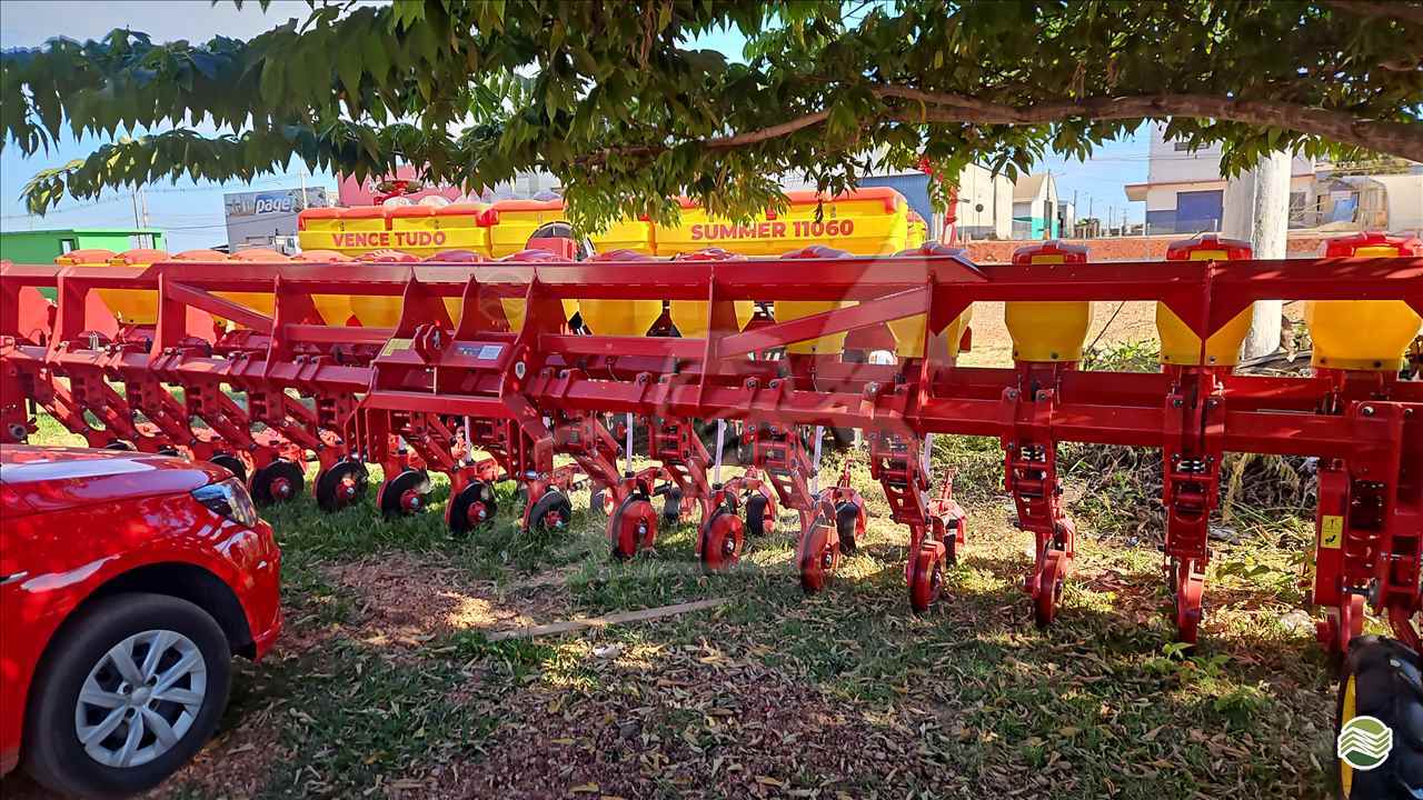 SEMEADEIRA VENCE TUDO BRAXXIA 16000 EP Máquinas e Implementos Agrícolas CRISTALINA GOIAS GO