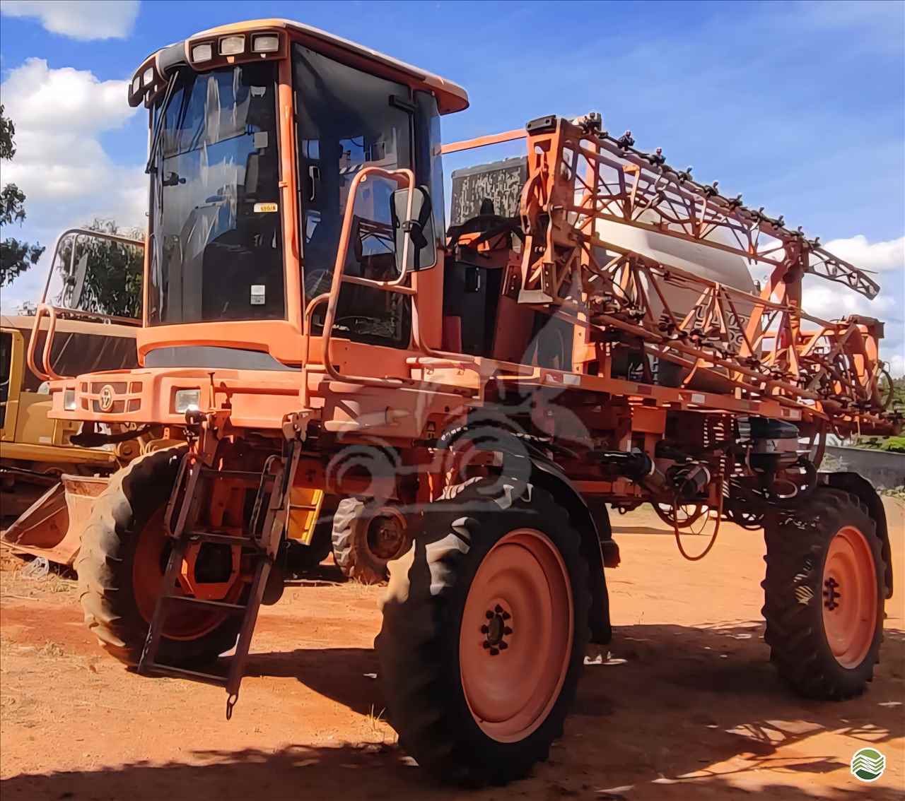 PULVERIZADOR JACTO UNIPORT 3000 Tração 4x4 EP Máquinas e Implementos Agrícolas CRISTALINA GOIAS GO