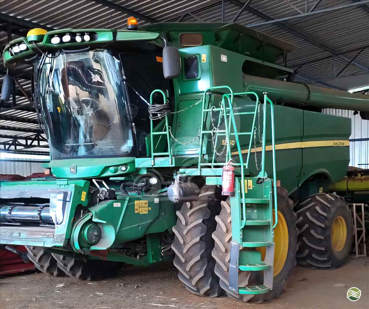 COLHEITADEIRA JOHN DEERE JOHN DEERE S660 EP Máquinas e Implementos Agrícolas CRISTALINA GOIAS GO
