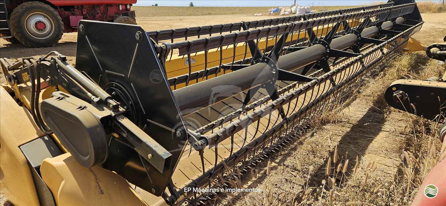 PLATAFORMA COLHEITADEIRA JM UP DRAPER JM EP Máquinas e Implementos Agrícolas CRISTALINA GOIAS GO