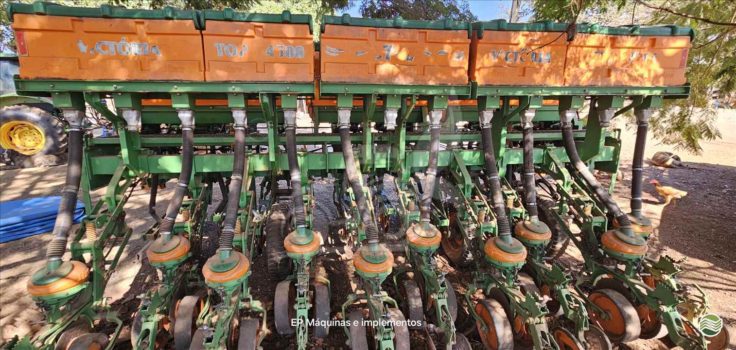 PLANTADEIRA STARA VICTORIA 4500 EP Máquinas e Implementos Agrícolas CRISTALINA GOIAS GO