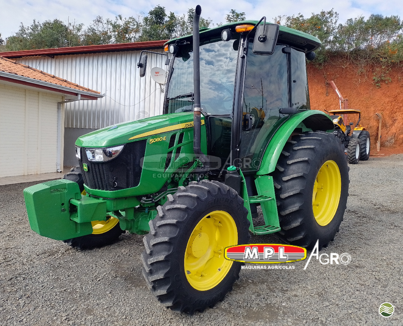 TRATOR JOHN DEERE JOHN DEERE 5080E Tração 4x4 MPL Agro - Máquinas Agrícolas IRATI PARANÁ PR