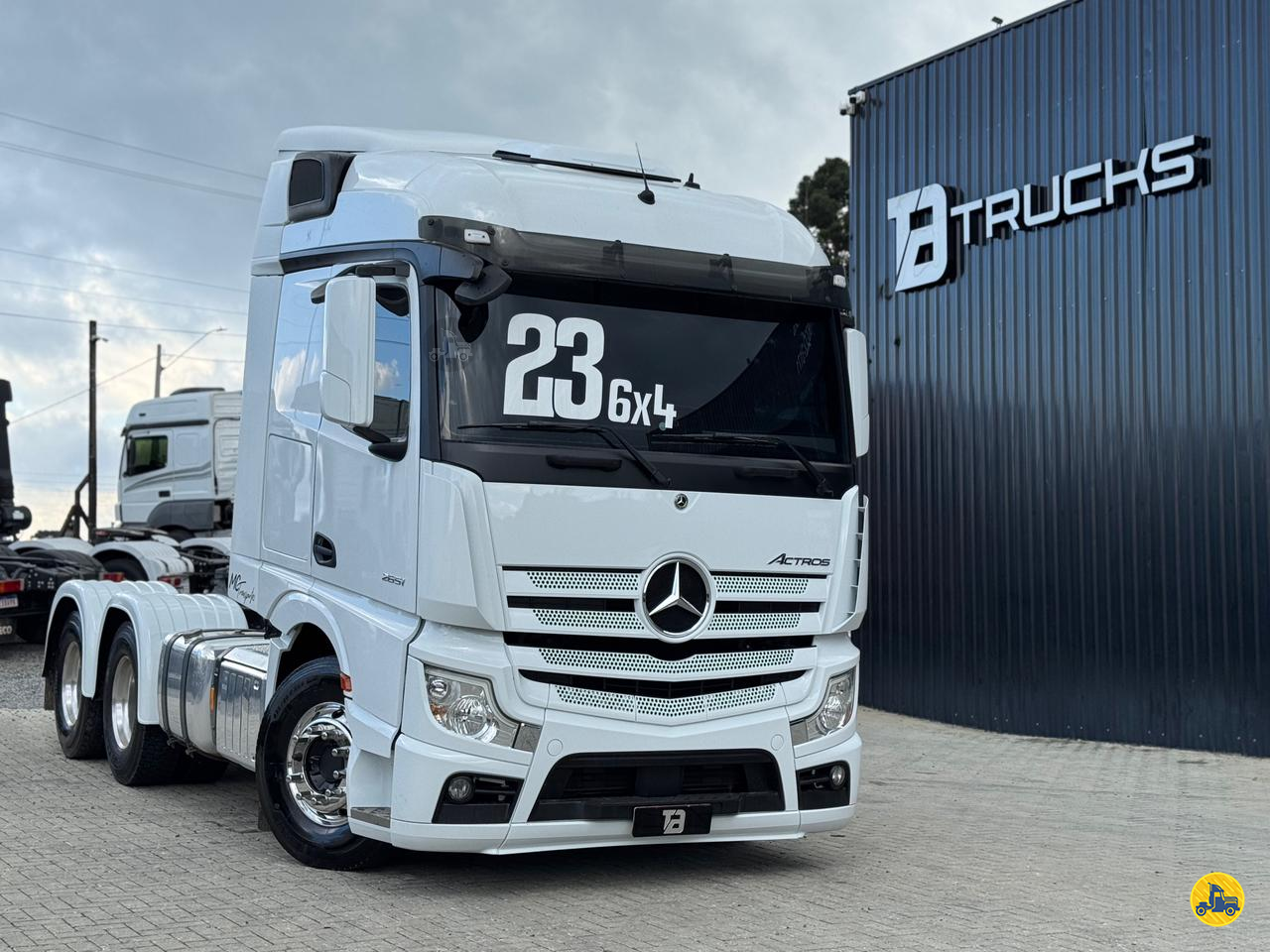 CAMINHAO MERCEDES-BENZ MB 2651 Cavalo Mecânico Cavalo 6x4 TB Trucks SAO JOSE DOS PINHAIS PARANÁ PR