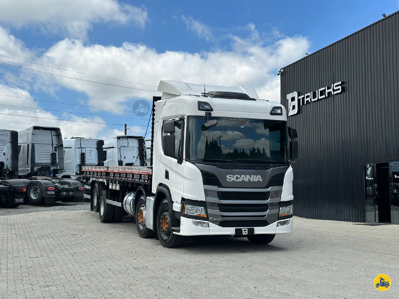 CAMINHAO SCANIA SCANIA P360 Grade Baixa BiTruck 8x2 TB Trucks SAO JOSE DOS PINHAIS PARANÁ PR