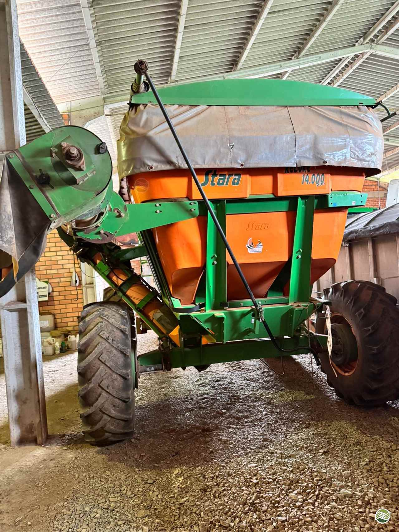 IMPLEMENTOS AGRICOLAS CARRETA BAZUKA GRANELEIRA 14000 Planjo Máquinas Agrícolas CAMPOS NOVOS SANTA CATARINA SC